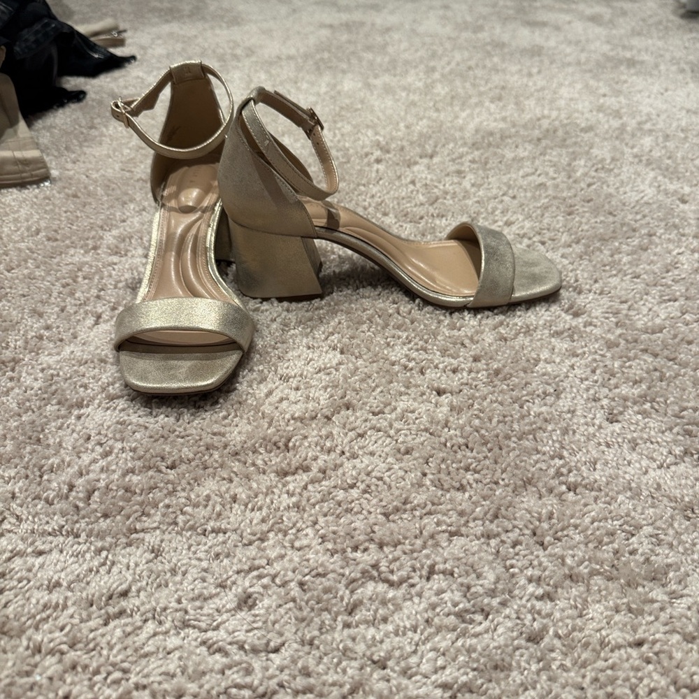 Kelly & Katie Gold Block Heel Sandals